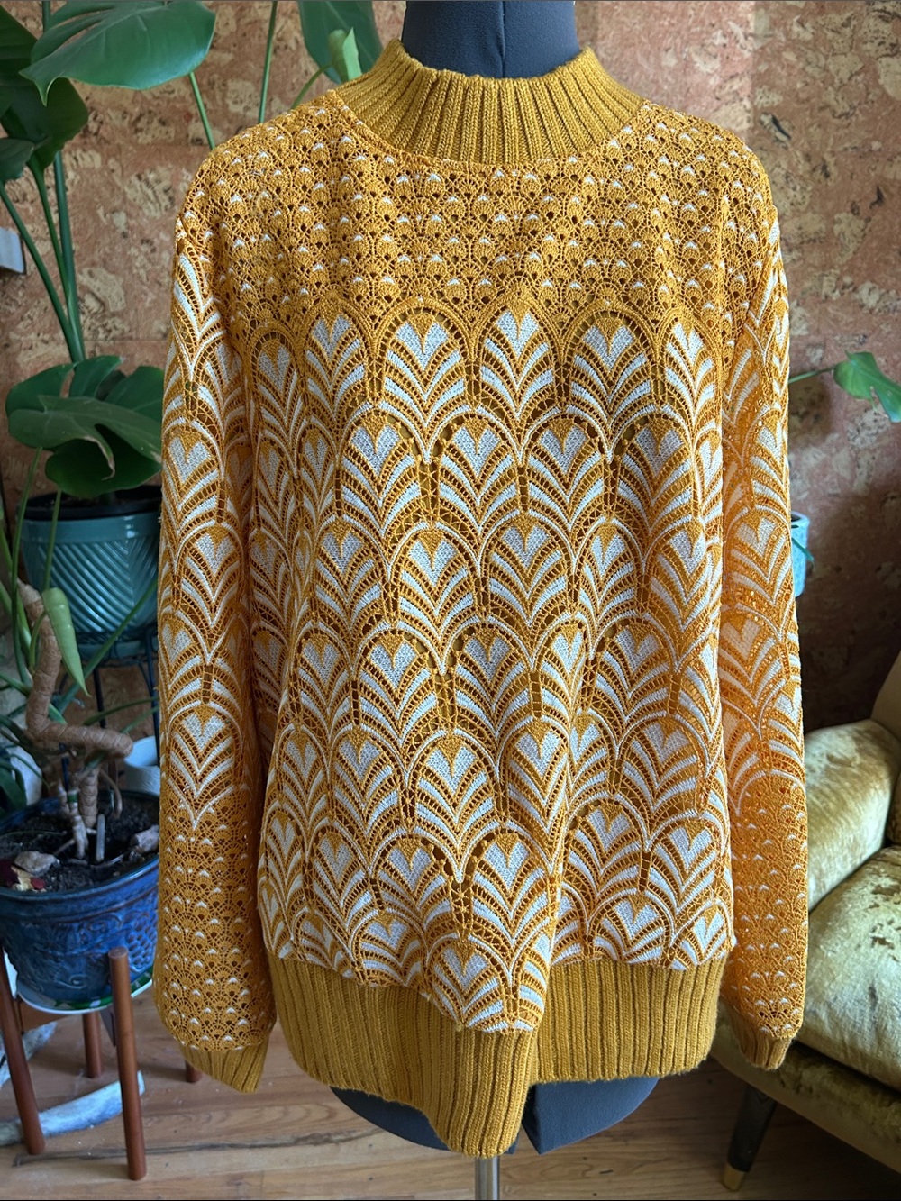Stunning! Daniel Rainn Mustard and White Lace-Motif Turtleneck Sweater -EUC